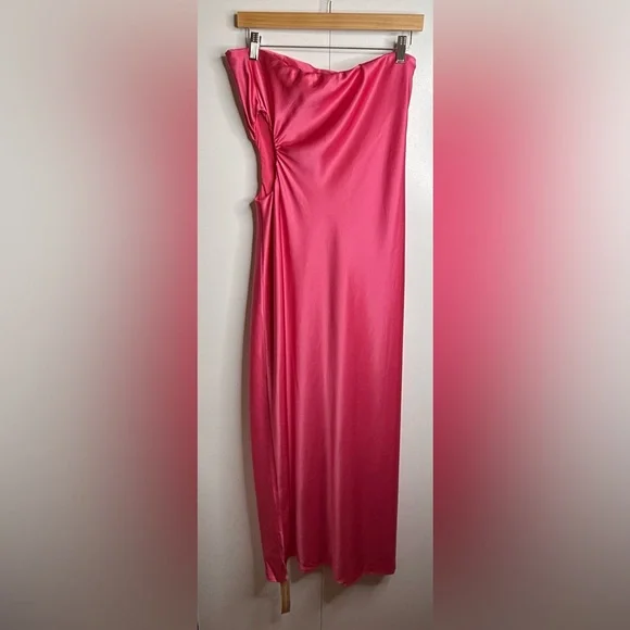 Reformation Nevaeh strapless maxi dress with cutout in Flambé pink Med NWT - Picture 5 of 11